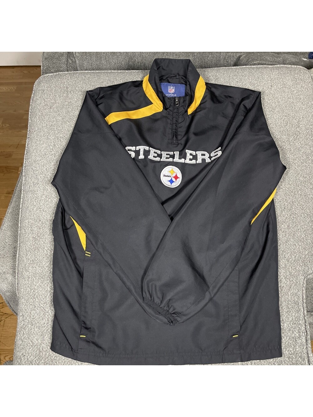 Reebok NFL Authentic Pittsburgh Steelers 1/4 Zip Windbreaker Size Small